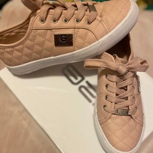 Brand new Guess shoes